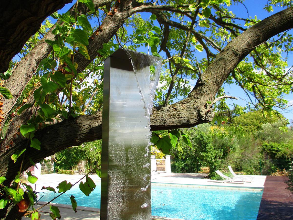 Le mas des Lilas Uzès Exterior foto